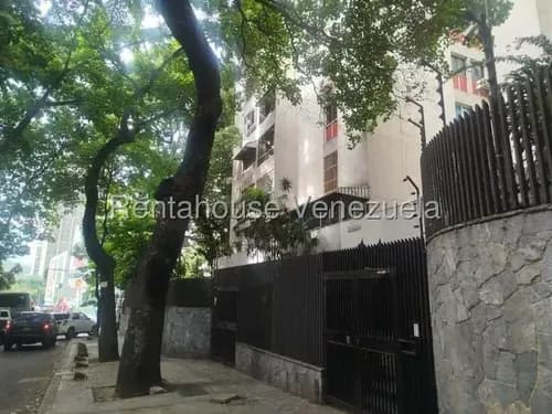 Apartamento En Venta En La Florida. Luis Infante 26-9559