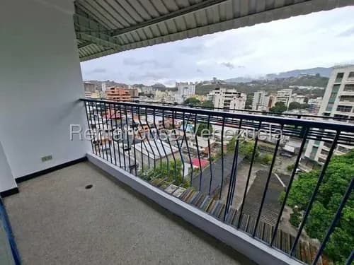 (cliente Directo) Alquiler 26-21443 Apartamento De 40 Mts2, 1 Habitacion, 1 Baño, 1 Puesto De Estacionamiento, Ubicado En Los Rosales. Te Ofrece Una Hermosa Vista Panorámica A La Ciudad.