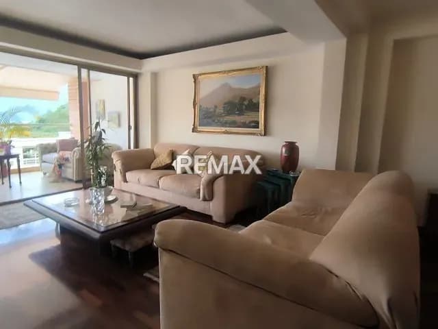Amplio y confortable Apto en Venta en LOS SAMANES