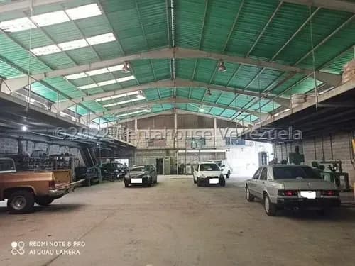 Rah Chacao Vende Galpón Antímano 26-8285