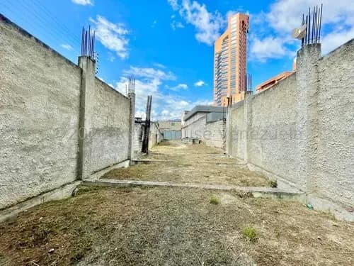 Se Vende Terreno En Calle Concurrida Av San Agustin Maracay Centro Para Proyecto De Inversion Rm