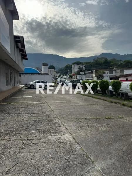 Se Vende o Se Alquila Local Comercial. BARRIO OBRERO
