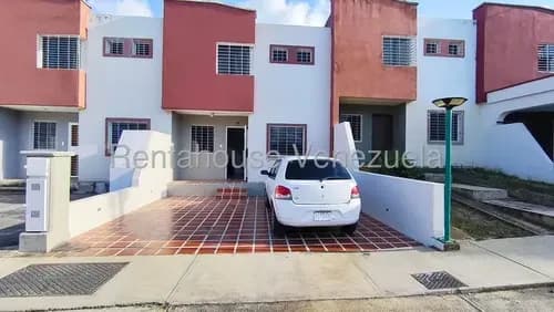 Yoselin Cabesas Vende Casa En Cabudare La Piedad Norte 26-4932 Yc