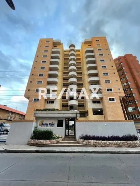 Apartamento en Venta en Lechería, Res. Bahía Real