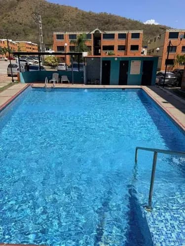 Venta De Amplio Apartamento Residencias Colinas De San Diego San Diego Jg-dr