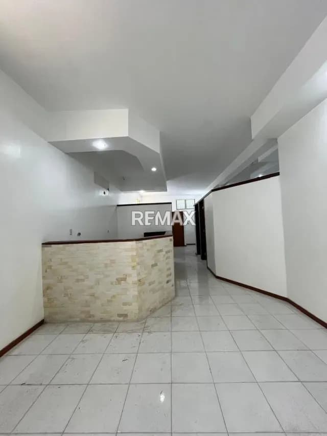 En venta local comercial sector centro Acarigua