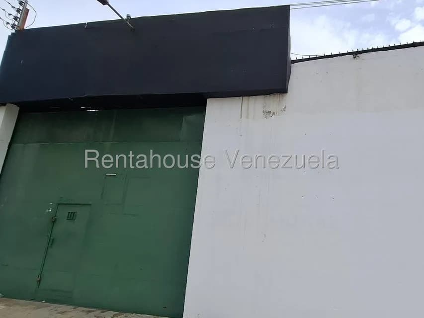 Comercial (Local Comercial) en Alquiler en El Macaro, Aragua