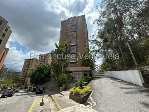 Paseo Vip Vende Hermoso Penthouse Remodelado En Los Naranjos