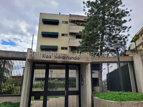 Comodo Y Acogedor Apartamento En La Urb Miranda 26-15210 Dmh