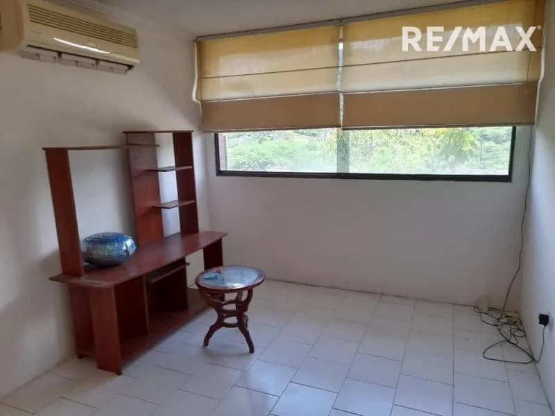 APARTAMENTO TIPO ESTUDIO EN ALQUILER