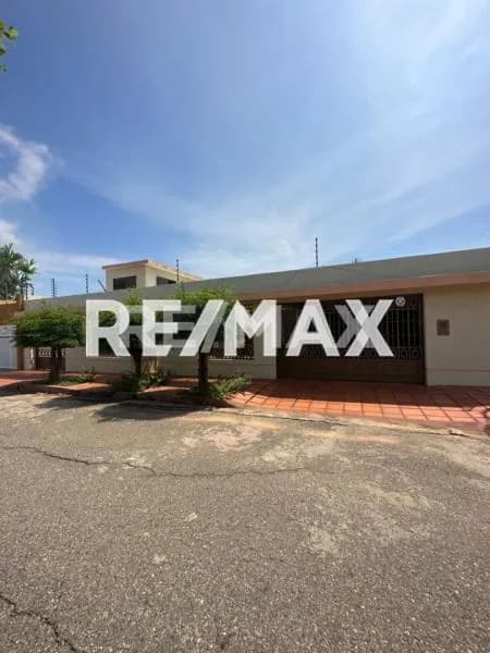 Casa Urb los olivos en venta