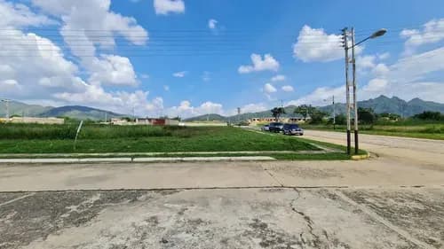 En Venta Terreno Residencial En El San Diego. A Pocos Metros Del Club Madeirense.