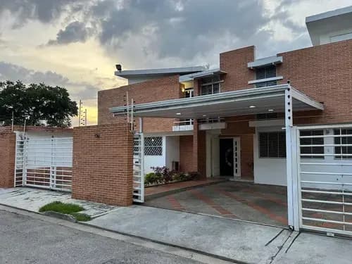 Townhouse En Venta En Mañongo , Naguanagua , Resd Los Helechos Angi/th-178ada