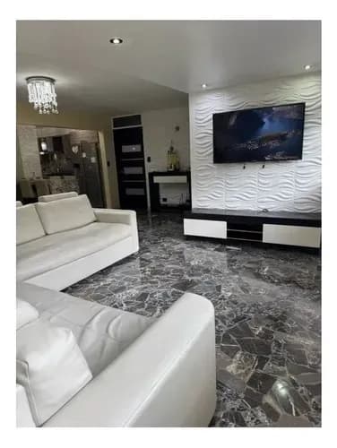 Vendo Apartamento Av Sanz El Marques