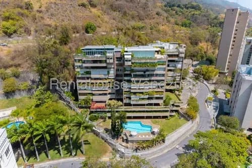 Agp Penthouse En Venta En Altamira, Elegante Piso Alto, Vista Al Ávila Desde La Terraza 26-16002