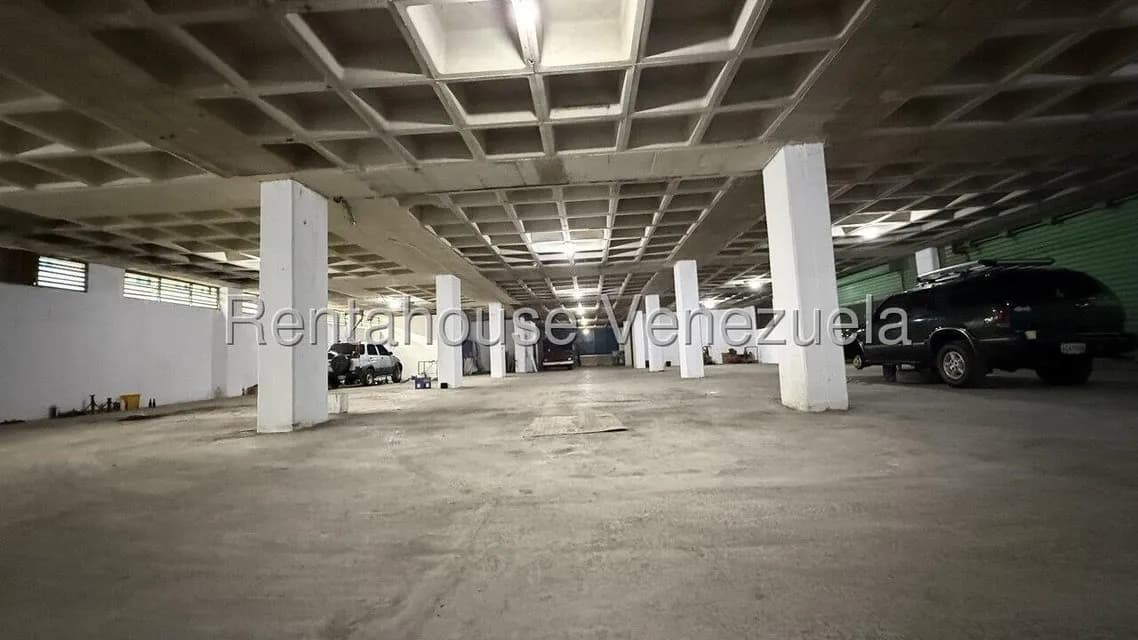 Comercial (Galpon - Deposito) en Alquiler en Los Ruices Sur, Distrito Metropolitano