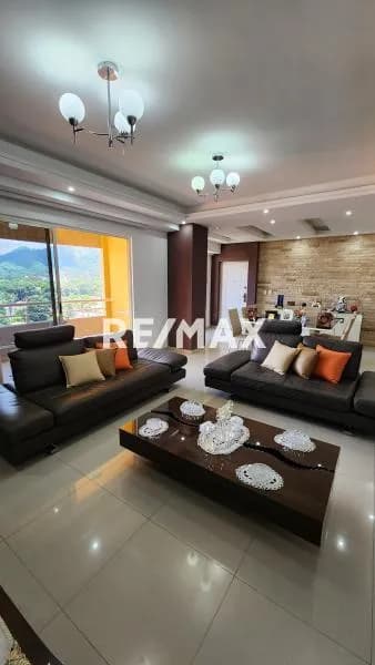 Se vende apartamento en la trigaleña amoblado con balcón