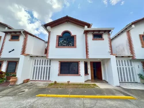 Casa En Venta Conj Priv El Portal De Bella Vista, Pueblo Nuevo San Cristóbal Mg577