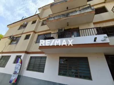 Edificio Comercial en Venta, Detras del Rectorado, al Lado Caribean Plaza, 902m²