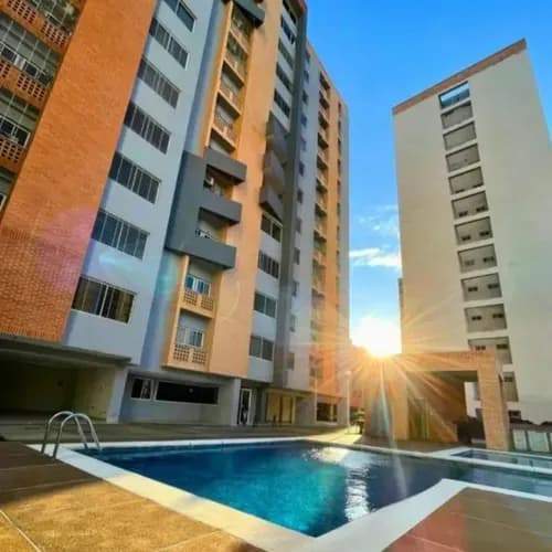 Apartamento En Alquiler: Naguanagua Residencias Sun Suites Ks-rm