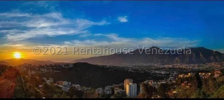 Terreno (Residencial) en Venta en Solares del Carmen, Distrito Metropolitano