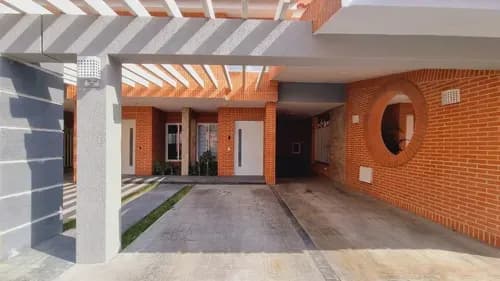 Juan Carlos Rodriguez Vende Townhouse En Terrazas De Camoruco