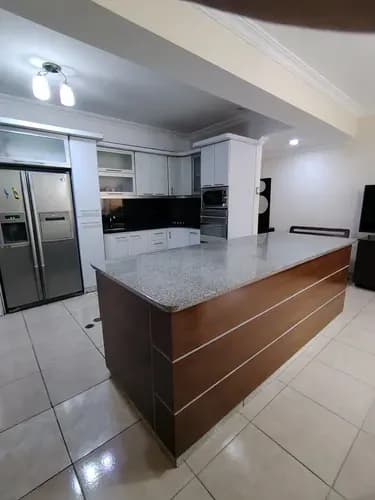 Apartamento En Venta Valencia Urb Las Chimeneas, Res. Brisas Del Norte, Piso Alto, Planta Eléctrica (mer)