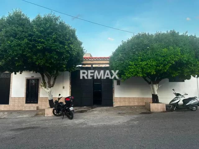 EN VENTA CASA EN SAN ANTONIO