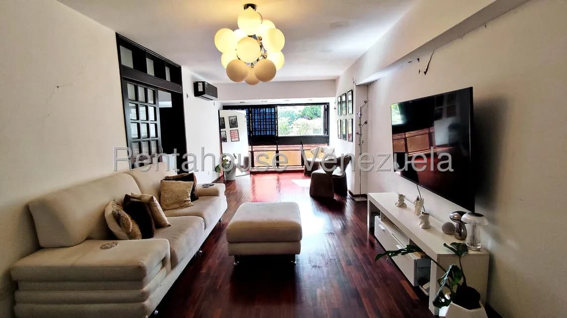Apartamento (1 Nivel) en Alquiler en La Florida, Distrito Metropolitano