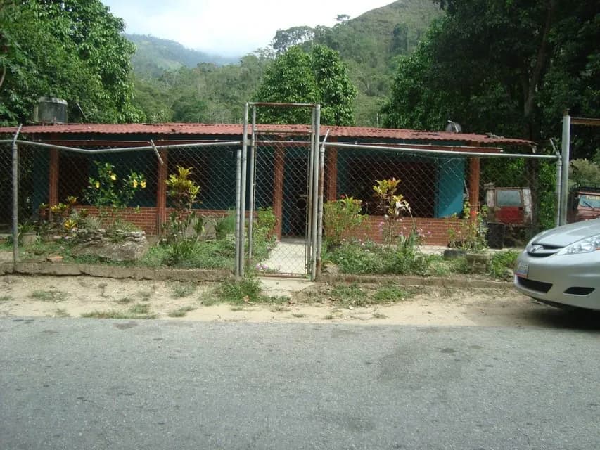 Terreno (Finca) en Venta en Sector Puerto Cruz, Vargas