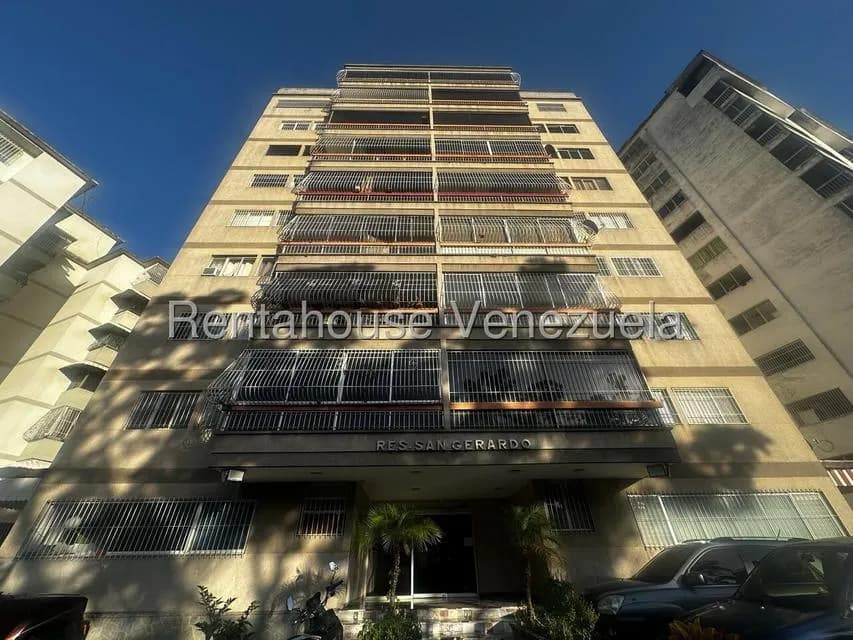 Apartamento (1 Nivel) en Alquiler en El Marques, Distrito Metropolitano