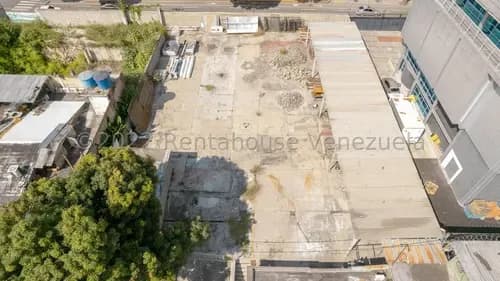 Terreno Comercial En Venta Listo Para Empezar Tu Proyecto En La Castellana Mls #23-16782 Bm