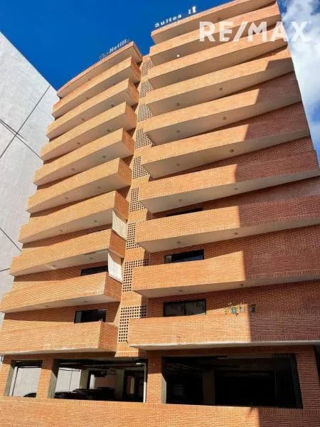 Hermoso apartamento en alquiler en Hatillo Suite con balcon