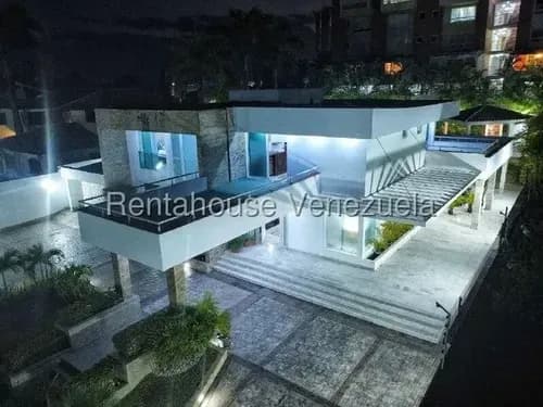 Casa ( De Revista / Amoblada / 2 Niveles / Remodelada / Equipada ) Venta Loma Linda Mls - 25-5244