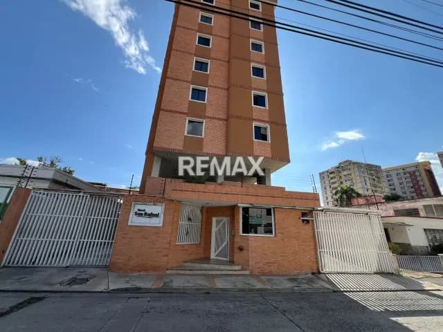 Apartamento en venta Urb. La Esperanza