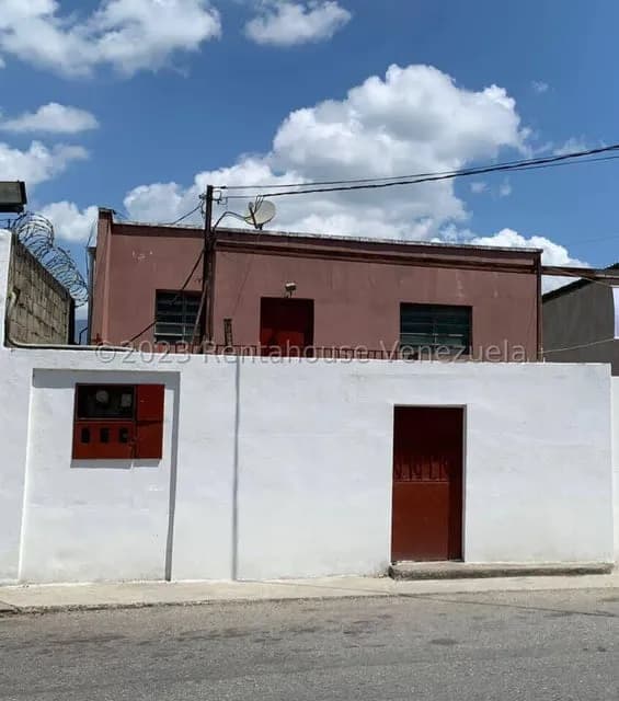 Casa (Duplex) en Venta en El Marques, Miranda