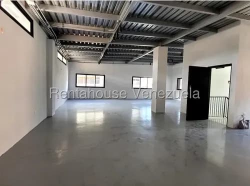 Local En Alquiler Remodelado Completamente Boleita Norte Yg 26-8315 Ll