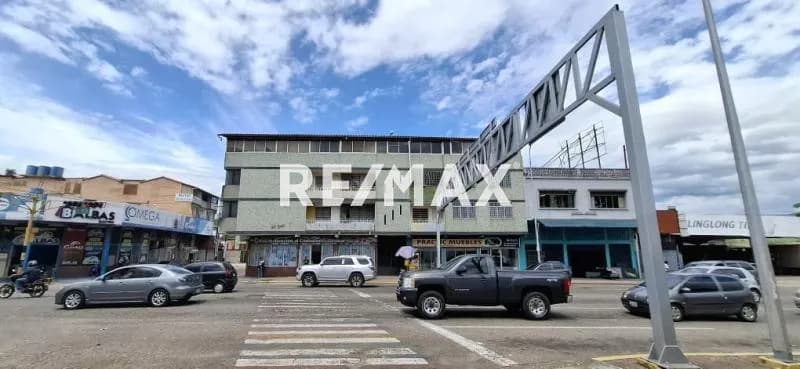 SE VENDE APARTAMENTO EN EL EDIFICIO EUROPA , EN LA ERMITA
