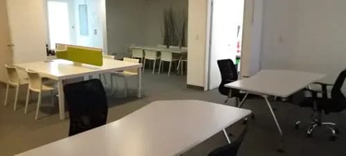 Oficina En Alquiler En Los Palos Grandes Centro Plaza 217m2 Ref: 1.300 Solo Cliente Directo