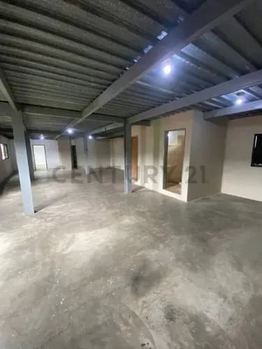 Alquiler De Local Comercial (planta Baja) Los Jarale, San Diego