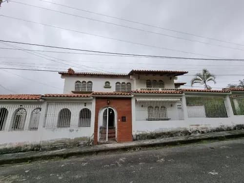 Casa En Venta En Colinas De Carrizal Urbanizacion Pan De Azucar Miranda