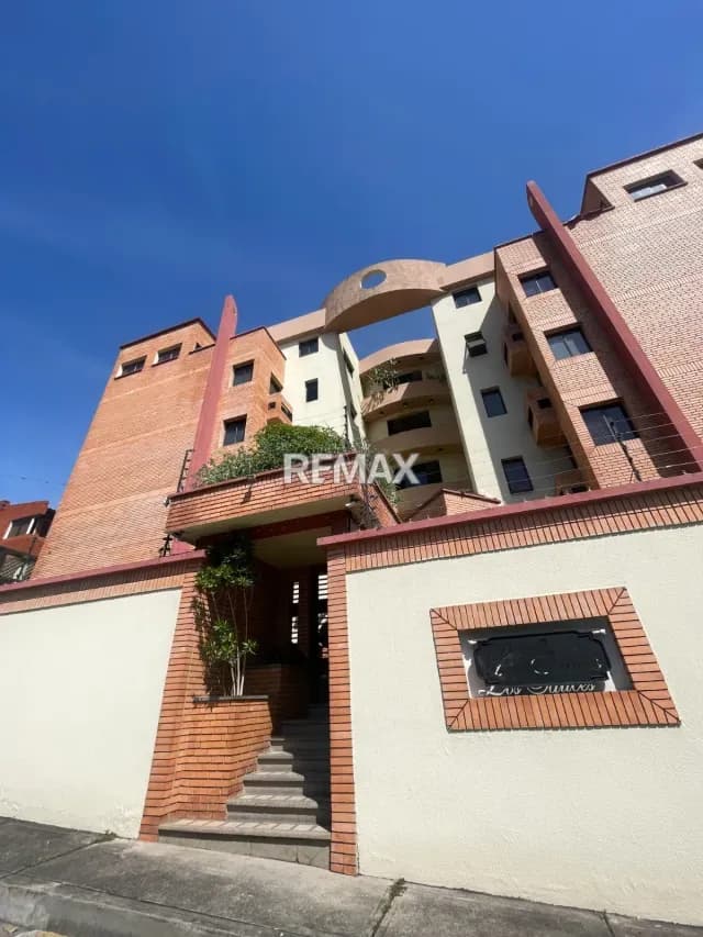 Tu Nuevo Hogar de Lujo: Apartamento en Alquiler | Sector El Gianni