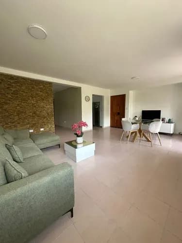 Angelica Acosta Vende Confortable Apartamento En Residencias Ikaro La Trigaleña Valencia
