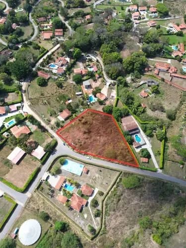 Grey Zuloaga De Inzitu Realtors Vende Terreno En El Safari Country Club Tocuyito Carabobo Venezuela