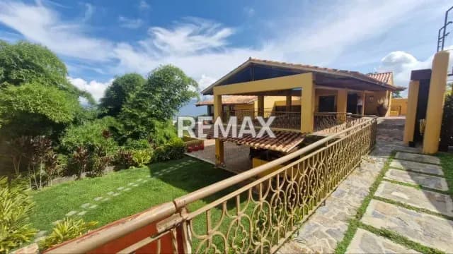 VENTA DE CASA EN ALTO HATILLO