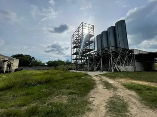 Np Terreno Con Proyecto De Fábrica Procesadora De Maíz. La Yaguara, Tocuyito Código 307200