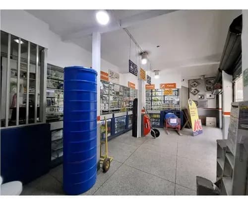 Venta De Galpón Y Ferretería A Pie De Calle La Urbina Petare. Us