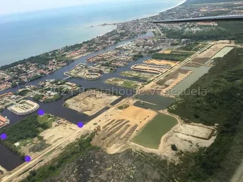 Venta De Terreno Con Desarrollo Turistico Al Norte De Puerto Encantado