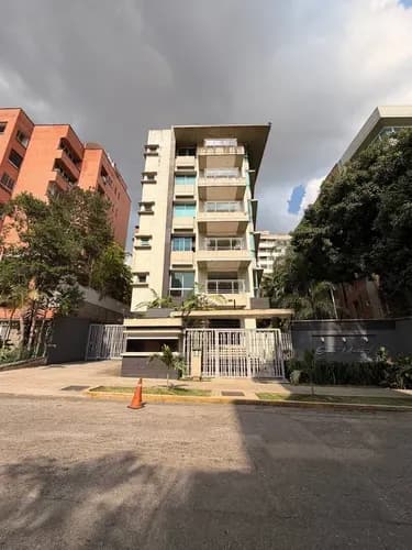 Se Vende Apto 160m2 2h+s/2.5b+s/4p Campo Alegre