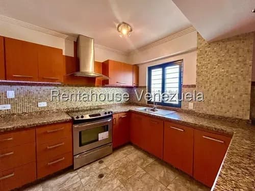 Jean Pavon Tiene Espectacular Apartamento De 137 Mts2 En Venta En El Este De Barquisimeto Lara 26-12733